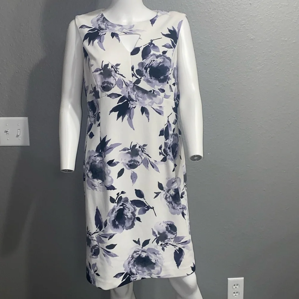 KASPER DRESS - Picture 1 of 8